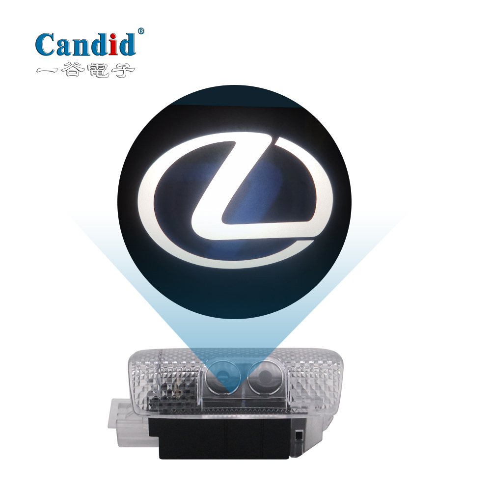 Luz de bienvenida de Lexus